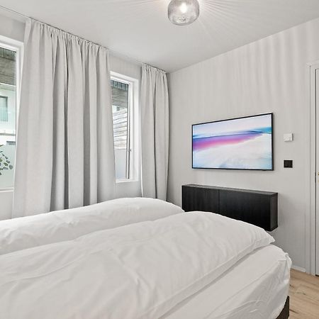 Brand New Downtown Harbor Apartment Reykjavik Exterior photo